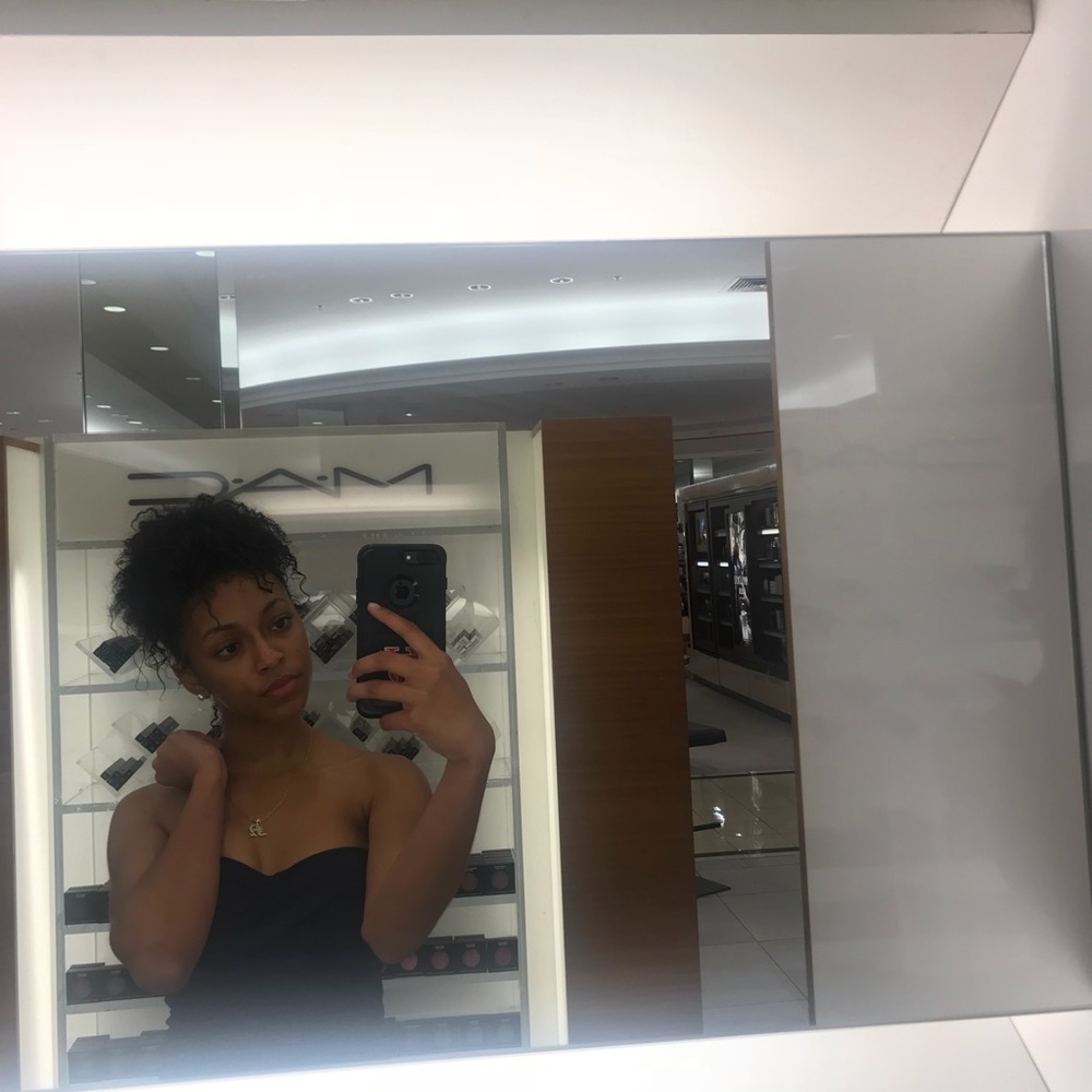 Meet your Posher, Nyliscia